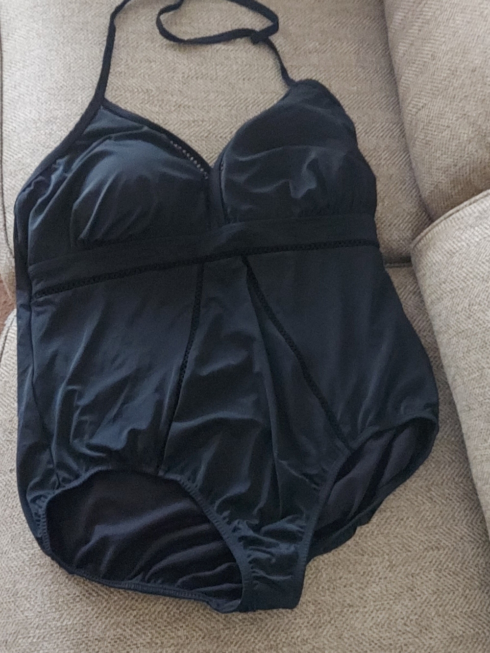Time and Tru Women's One-Piece Swimsuit Black Size 2X